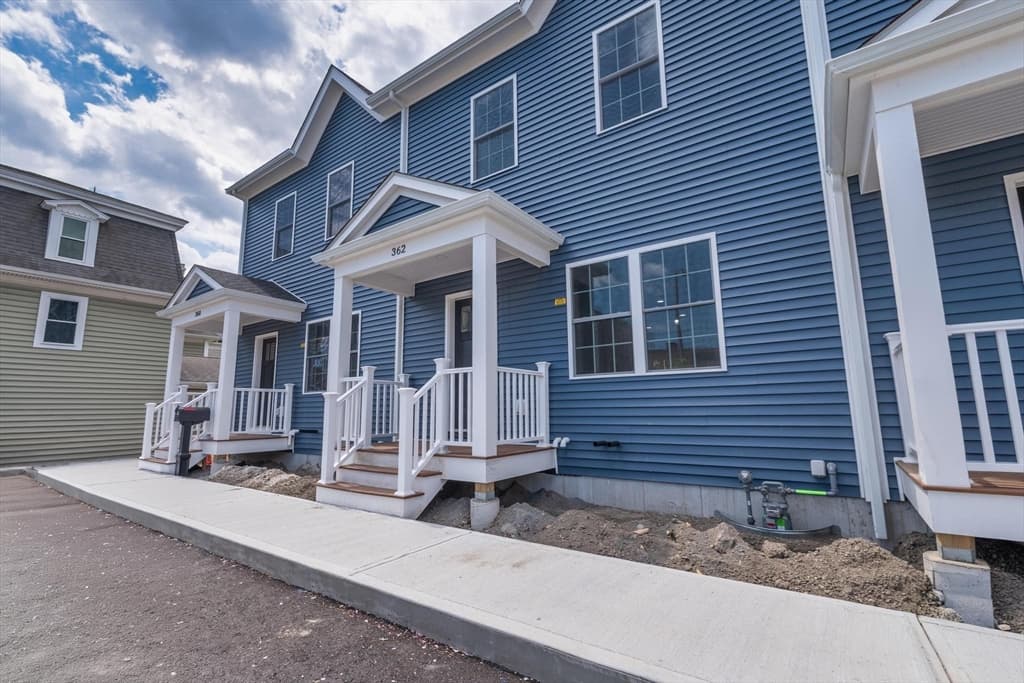 362 High St # 0, Fall River MA 02720