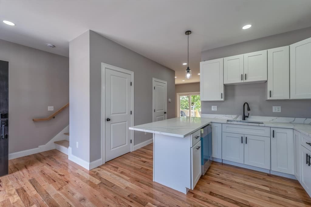 362 High St # 0, Fall River MA 02720 photo 8