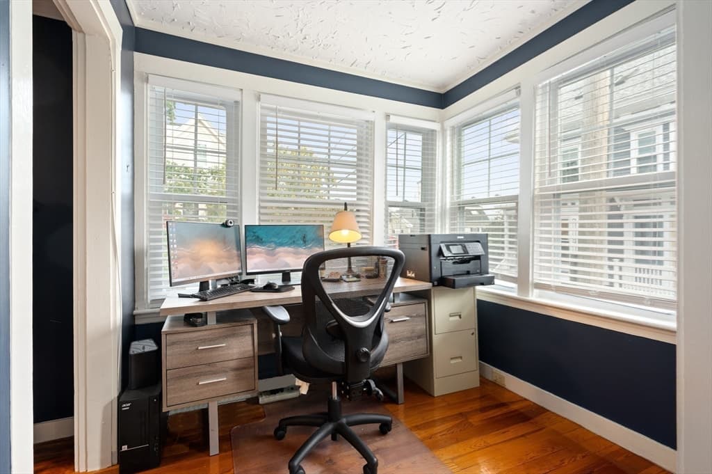 Single Family Residence at 4 Olive Street, Newburyport MA 01950, photo 13 of 26