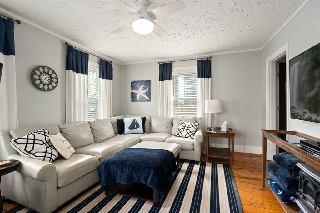 Single Family Residence at 4 Olive Street, Newburyport MA 01950, photo 10 of 26
