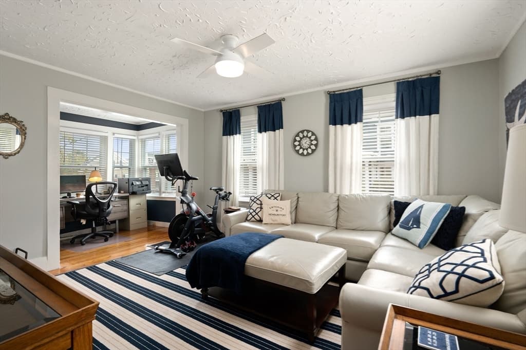 Single Family Residence at 4 Olive Street, Newburyport MA 01950, photo 11 of 26