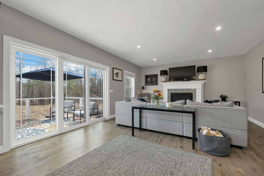 Single Family Residence at 453 Maple Street, Hopkinton NH 03229, Hopkinton, photo 13 of 41
