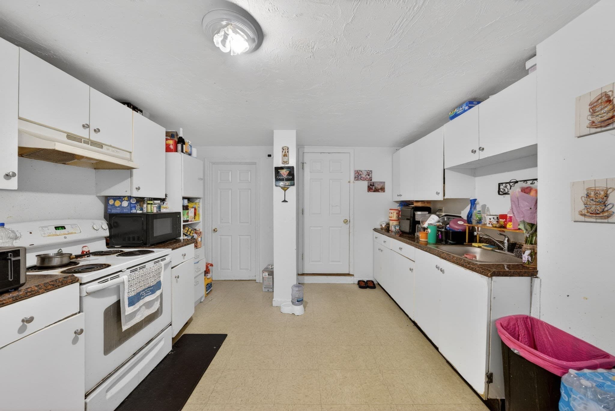 4 Family at 70 Myrtle Ave, Fitchburg MA 01420, photo 10 of 42