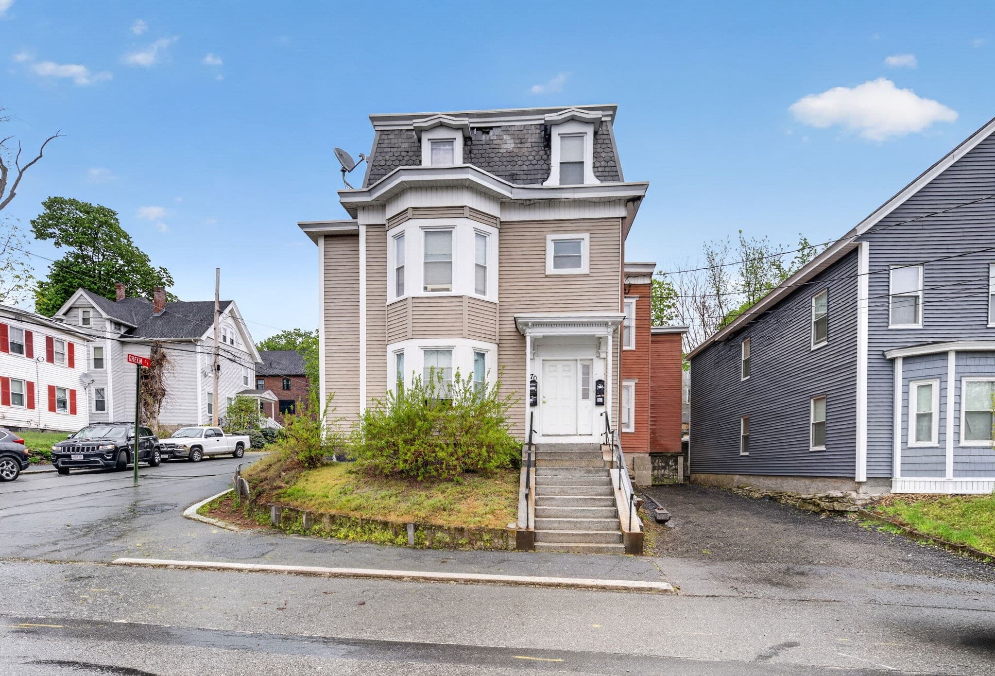 4 Family at 70 Myrtle Ave, Fitchburg MA 01420, photo 41 of 42