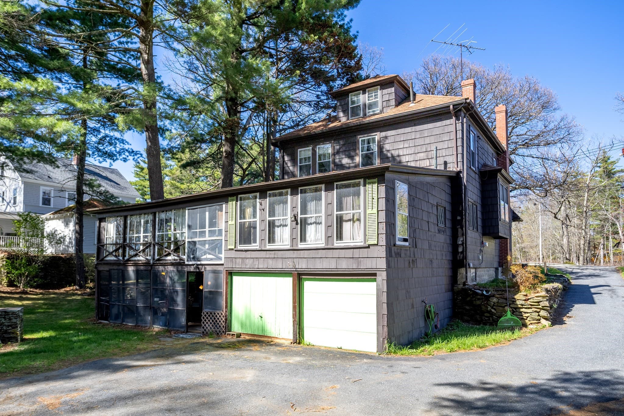Single Family Residence at 846 Massachusetts Ave, Lunenburg MA 01462, photo 27 of 40