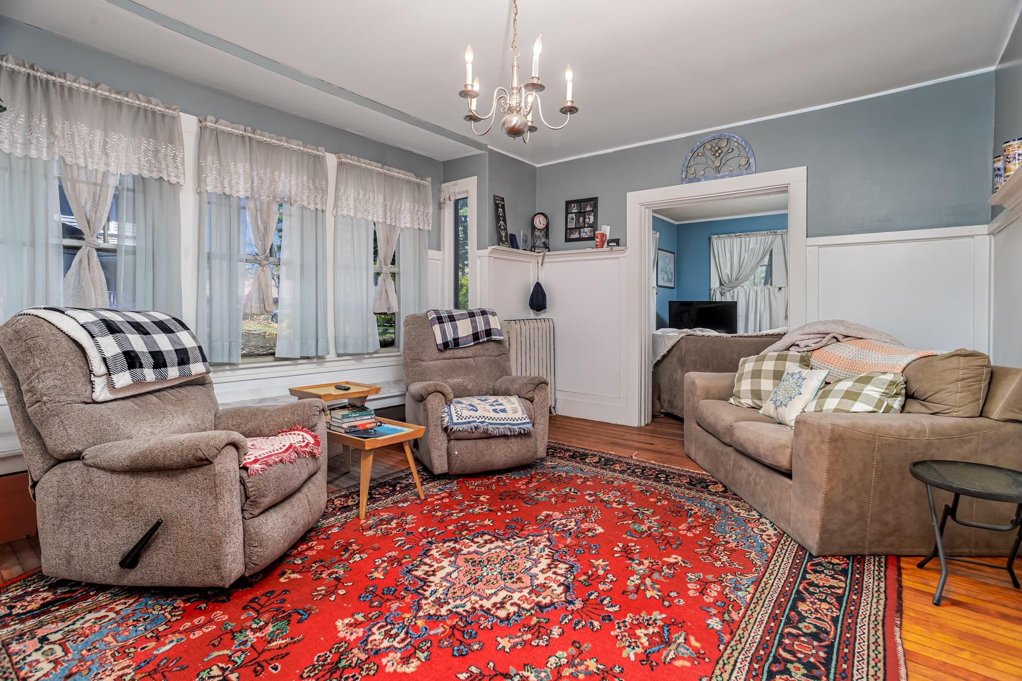 Single Family Residence at 846 Massachusetts Ave, Lunenburg MA 01462, photo 6 of 40