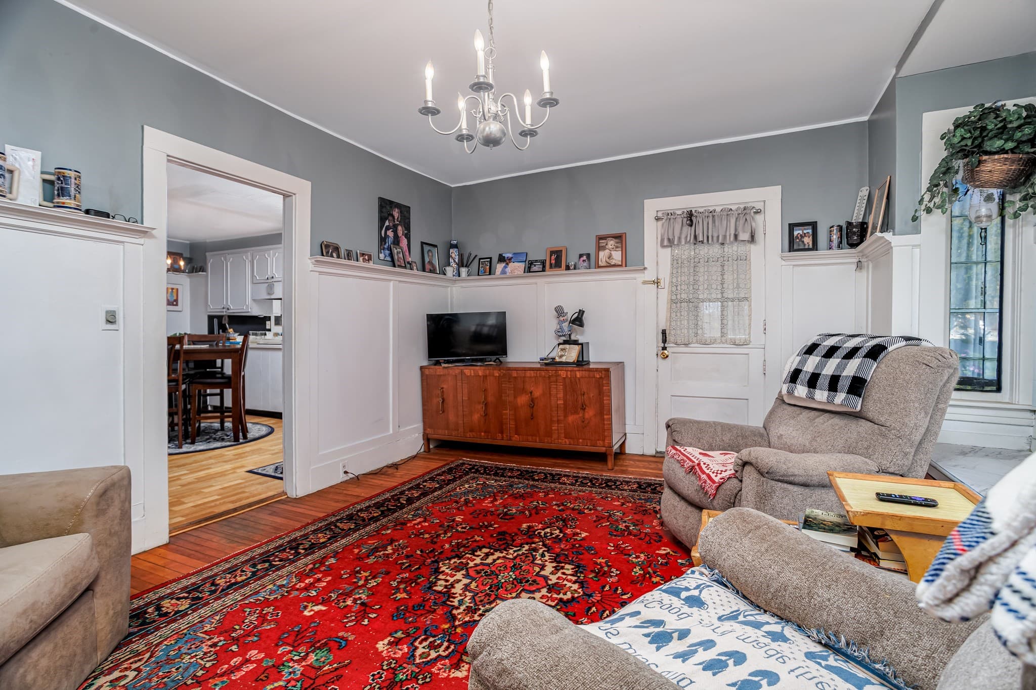Single Family Residence at 846 Massachusetts Ave, Lunenburg MA 01462, photo 7 of 40
