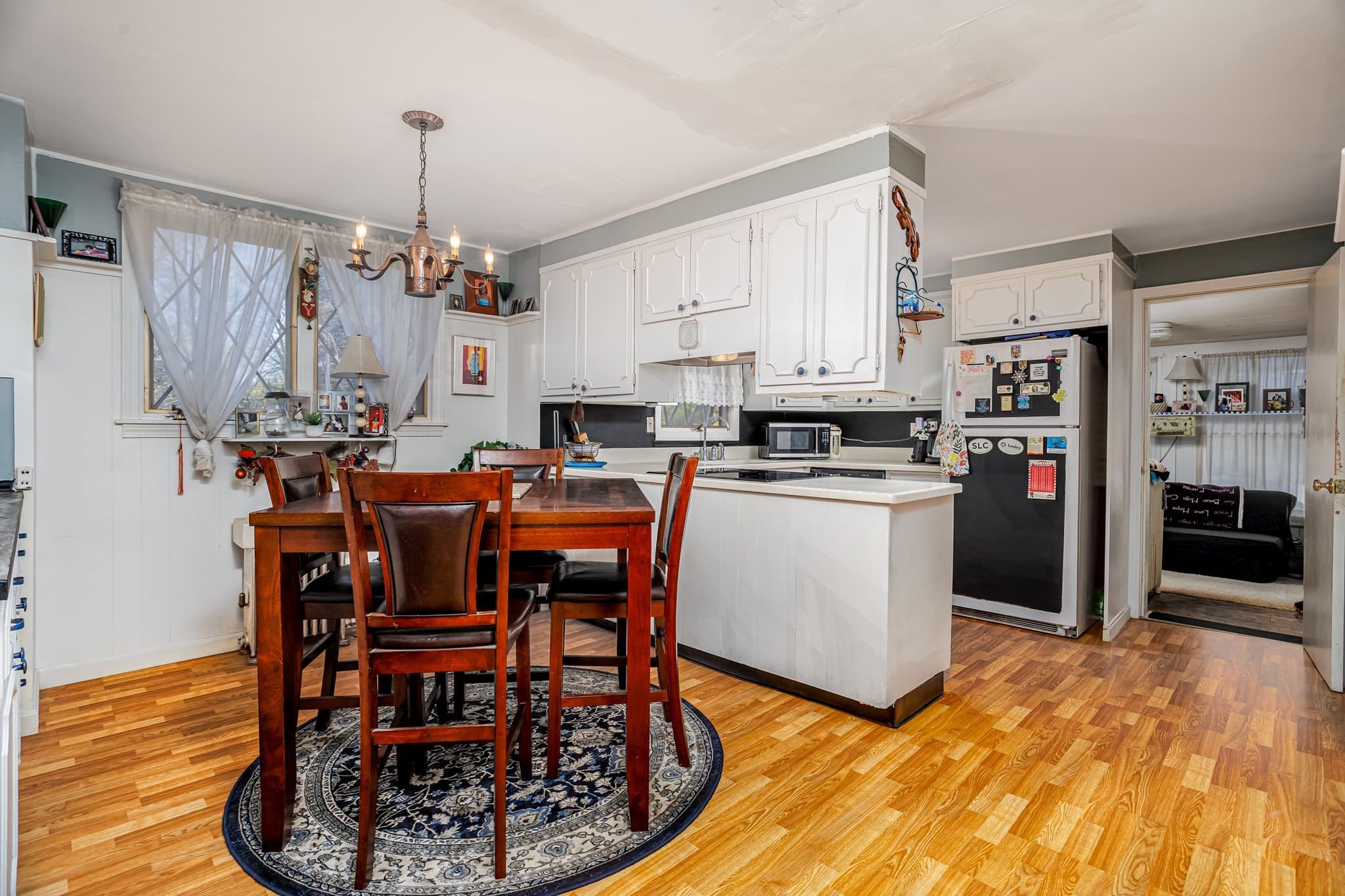 Single Family Residence at 846 Massachusetts Ave, Lunenburg MA 01462, photo 8 of 40