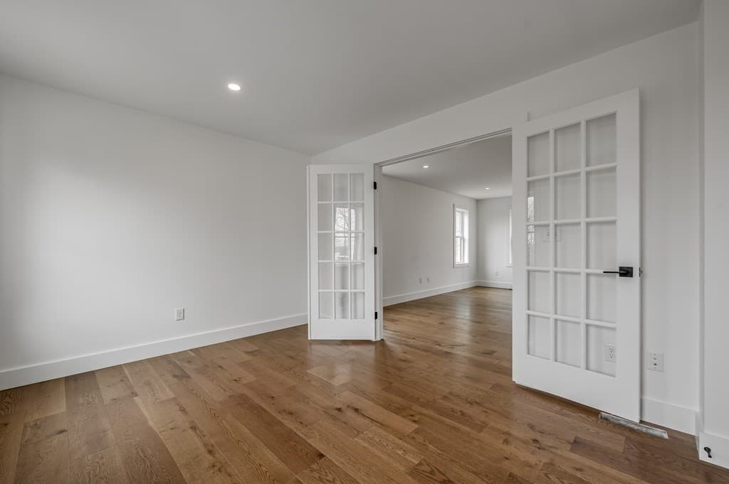 Single Family Residence at 36 Belvidere Rd, Haverhill MA 01830, photo 12 of 19