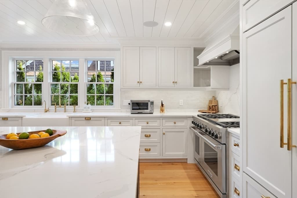 56 North Summer Street, Edgartown MA 02539 photo 14