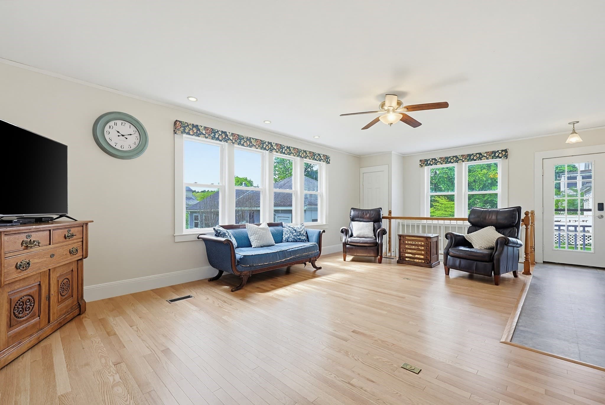 Single Family Residence at 24 Riverside Pl, Walpole MA 02081, photo 7 of 39