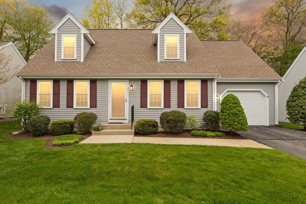 39 Brewster Rd # 39, Stoughton MA 02072