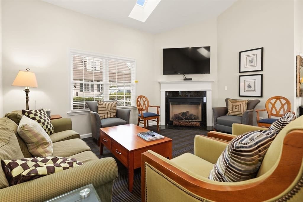 Condominium at 39 Brewster Rd # 39, Stoughton MA 02072, photo 34 of 37