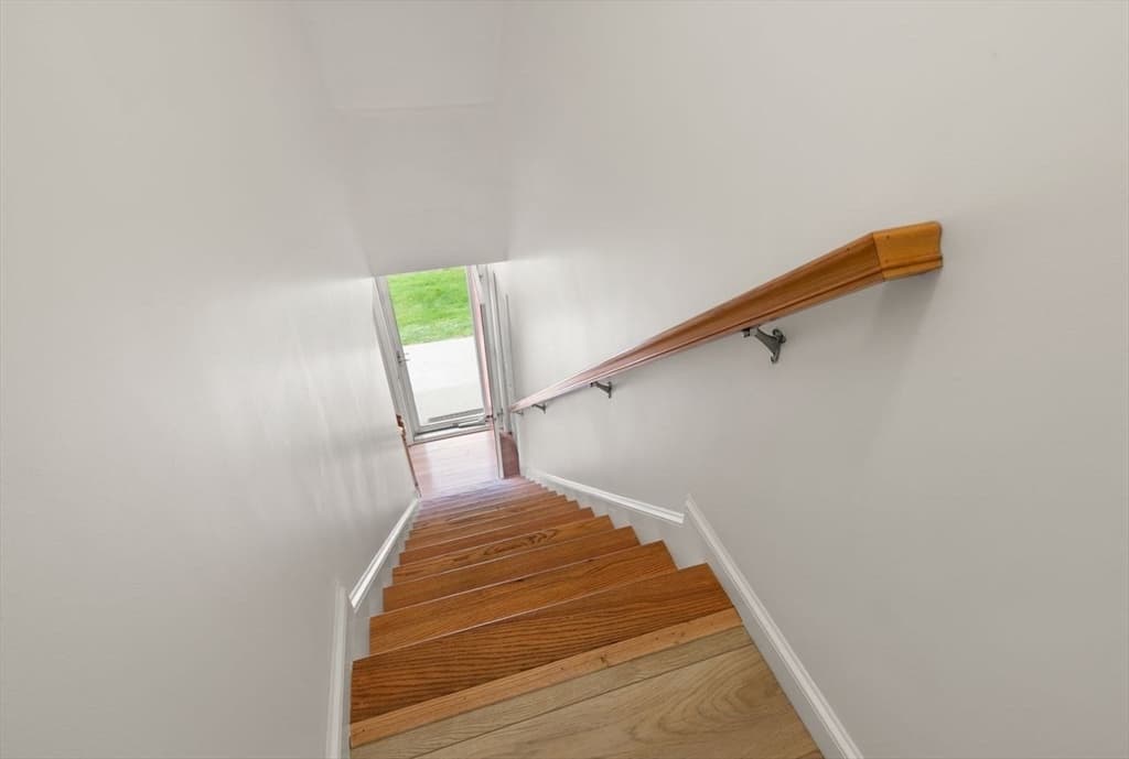 Condominium at 39 Brewster Rd # 39, Stoughton MA 02072, photo 21 of 37