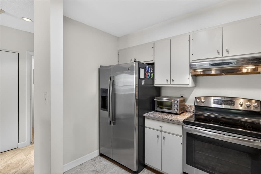 210 Nahanton # 117, Newton MA 02459 photo 9