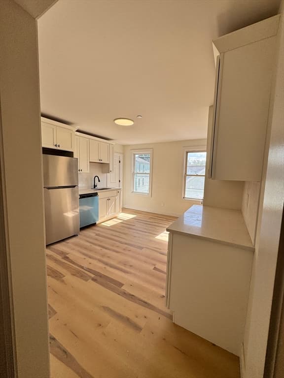 605 Millbury St, Worcester MA 01604 photo 13
