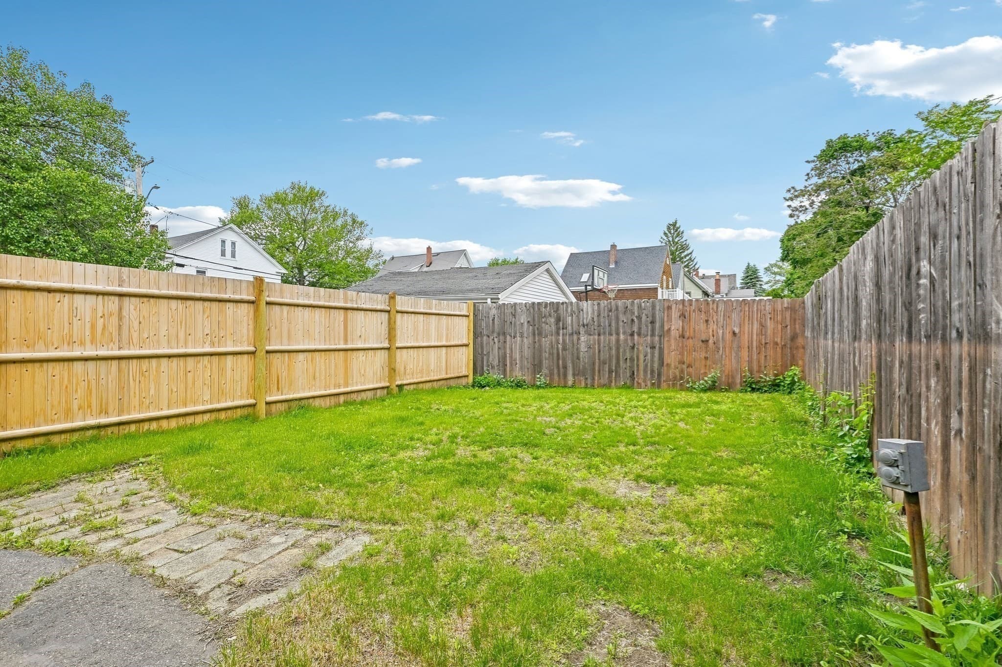 Condominium at 18 Balcomb St # B, Salem MA 01970, photo 24 of 32