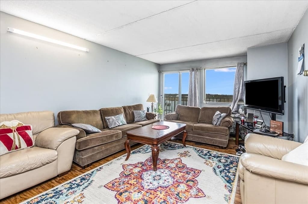 200 Cove Way # 909, Quincy MA 02169 photo 9