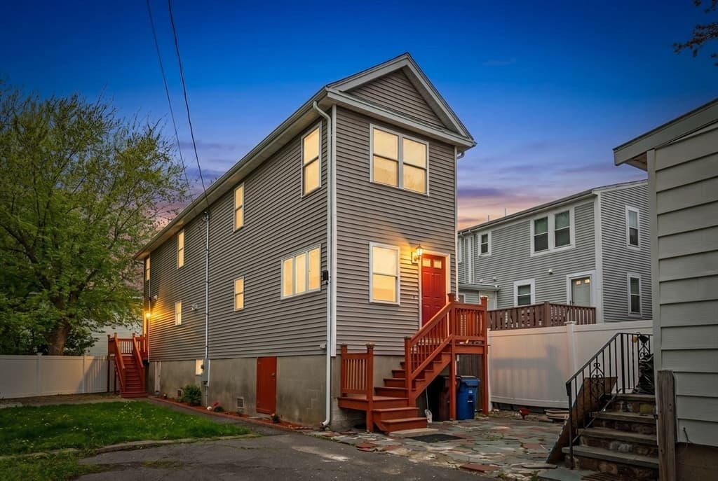 15 Rear Argyle St, Revere MA 02151