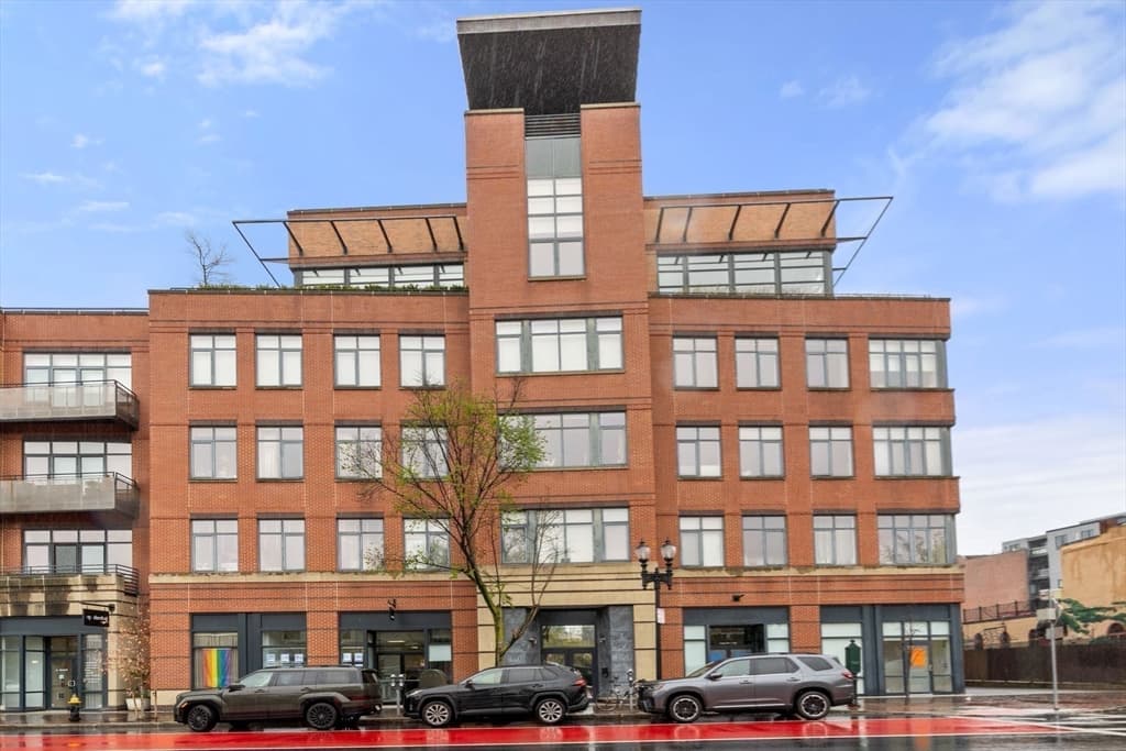 Condominium at 1180-1200 Washington St # 121, Boston MA 02118, photo 23 of 27