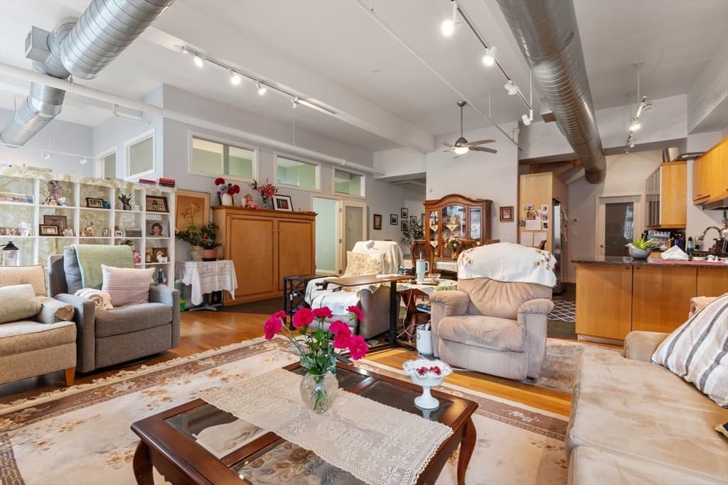 Condominium at 1180-1200 Washington St # 121, Boston MA 02118, photo 6 of 27