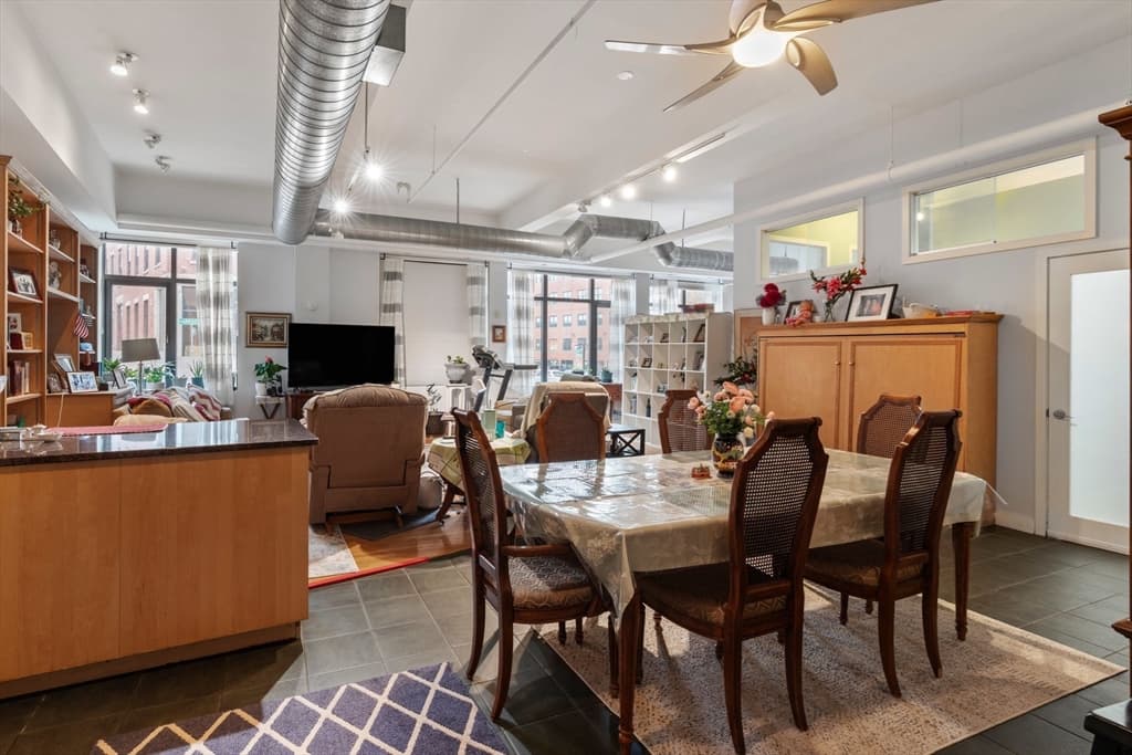 Condominium at 1180-1200 Washington St # 121, Boston MA 02118, photo 3 of 27