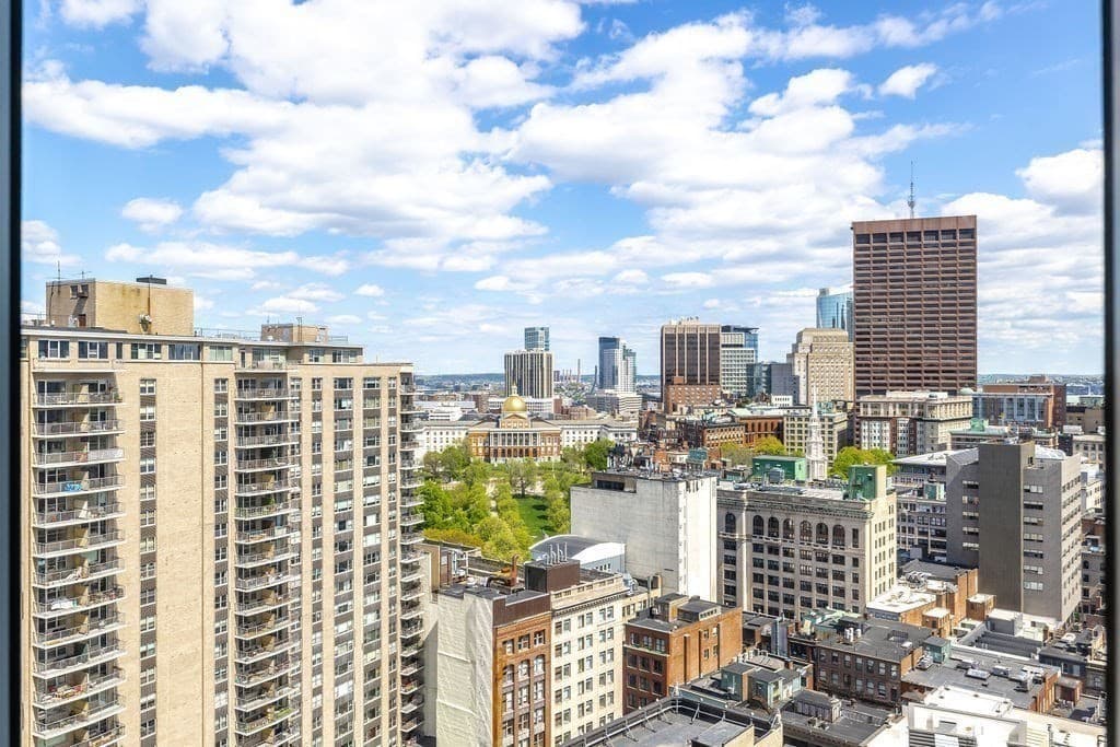 Condominium at 1 Avery St # 26D, Boston MA 02111, photo 9 of 40