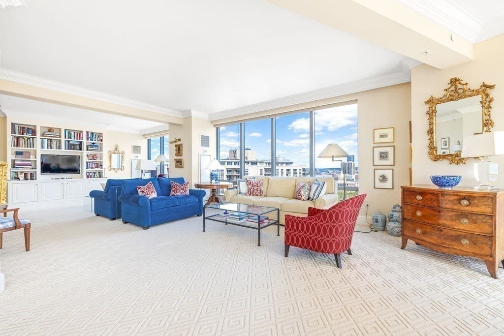 Condominium at 1 Avery St # 26D, Boston MA 02111, photo 4 of 40