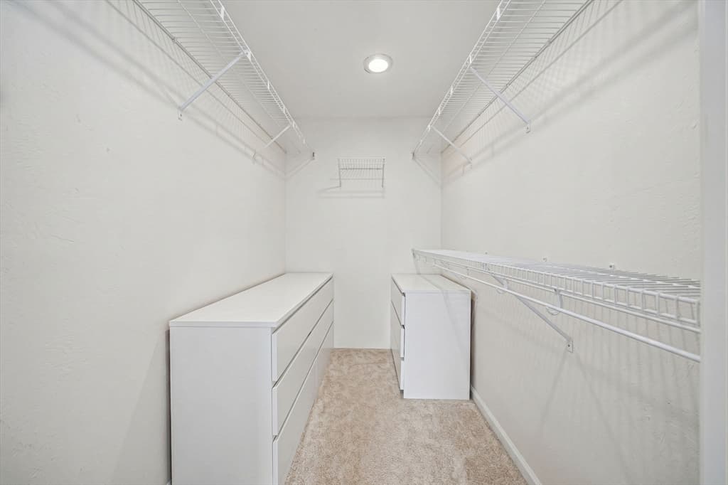 Condominium at 175 Tall Oaks Dr # F, Weymouth MA 02190, photo 14 of 32