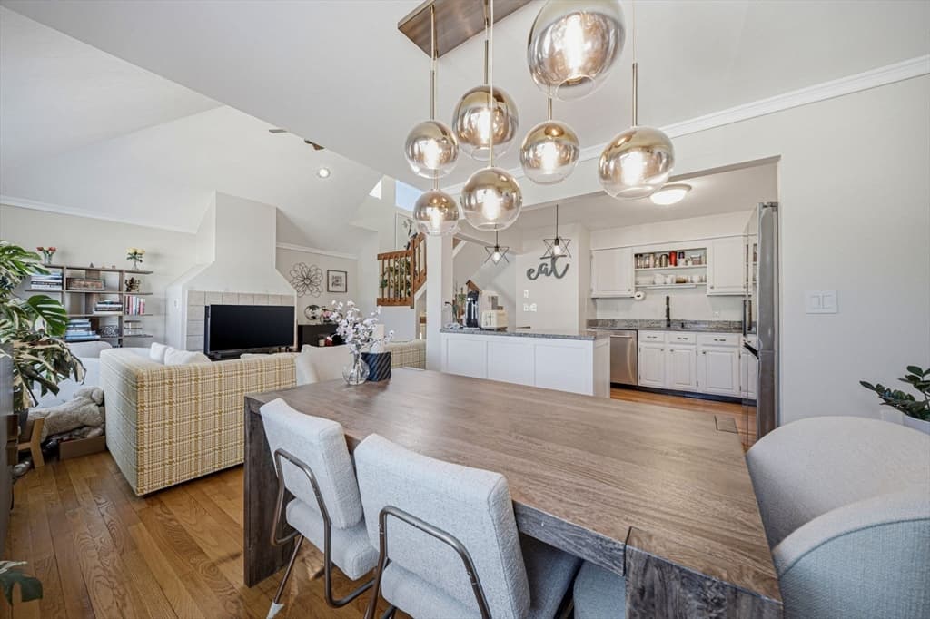 Condominium at 175 Tall Oaks Dr # F, Weymouth MA 02190, photo 4 of 32
