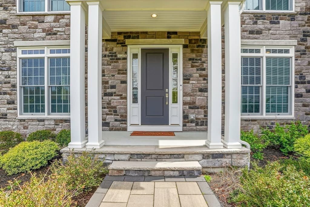 60 Chamberlain Street, Hopkinton MA 01748 photo 7
