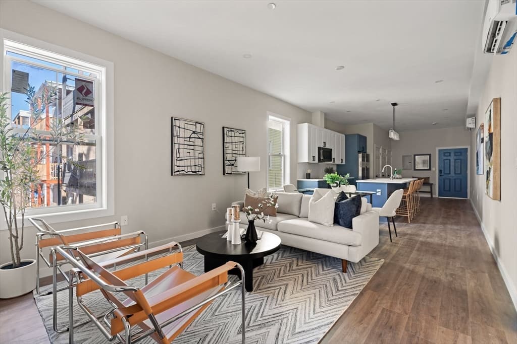 Condominium at 28 Hansborough St. # 5, Boston MA 02124, Boston, photo 2 of 15