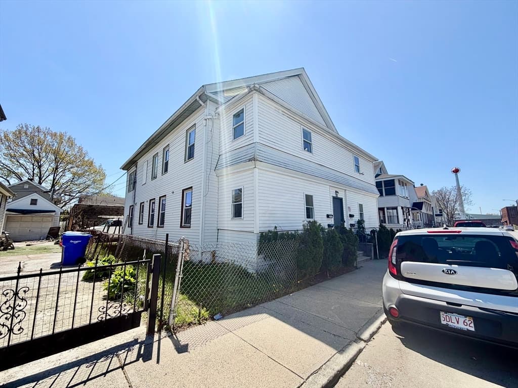 27 Loring St, Springfield MA 01105 photo 29
