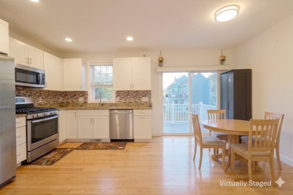 Condominium at 7 Gorham St # 60, Chelmsford MA 01824, photo 4 of 32
