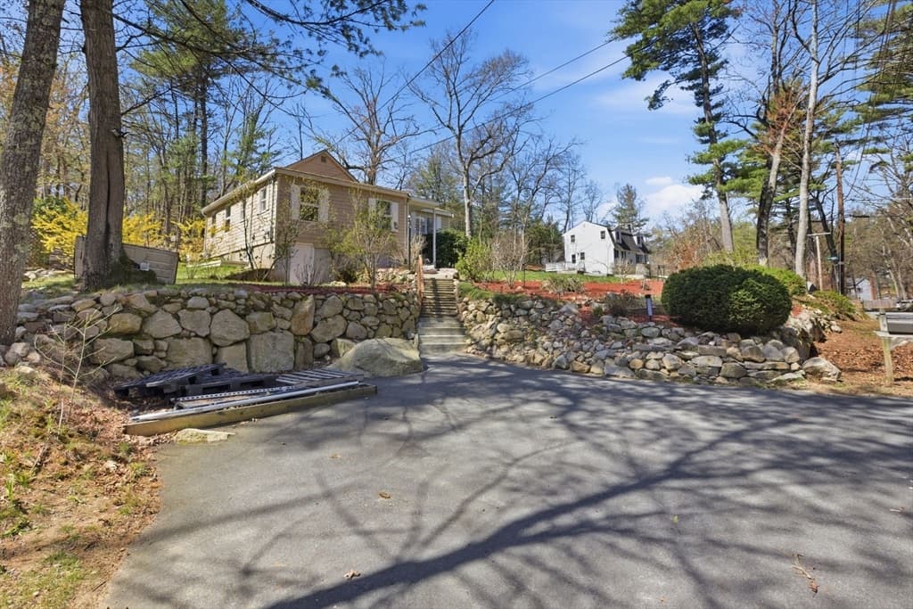 Single Family Residence at 10 Avila Rd, Billerica MA 01821, photo 26 of 31