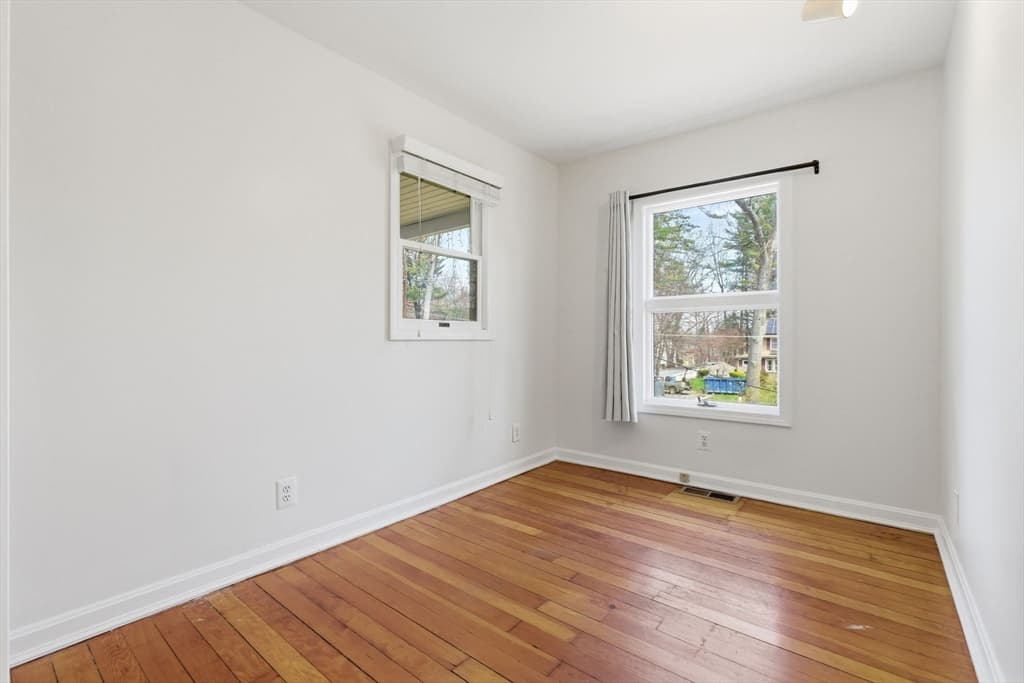 Single Family Residence at 10 Avila Rd, Billerica MA 01821, photo 20 of 31
