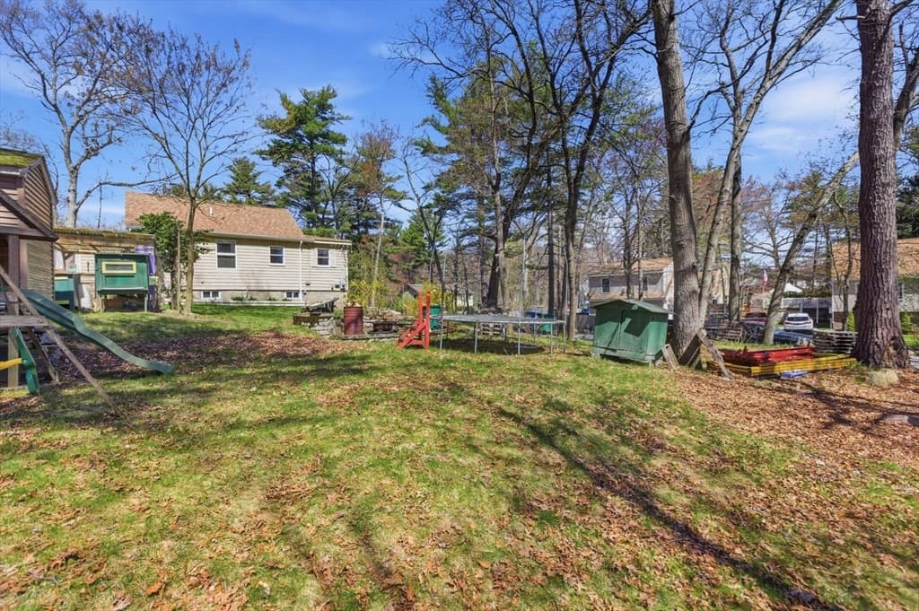 Single Family Residence at 10 Avila Rd, Billerica MA 01821, photo 30 of 31