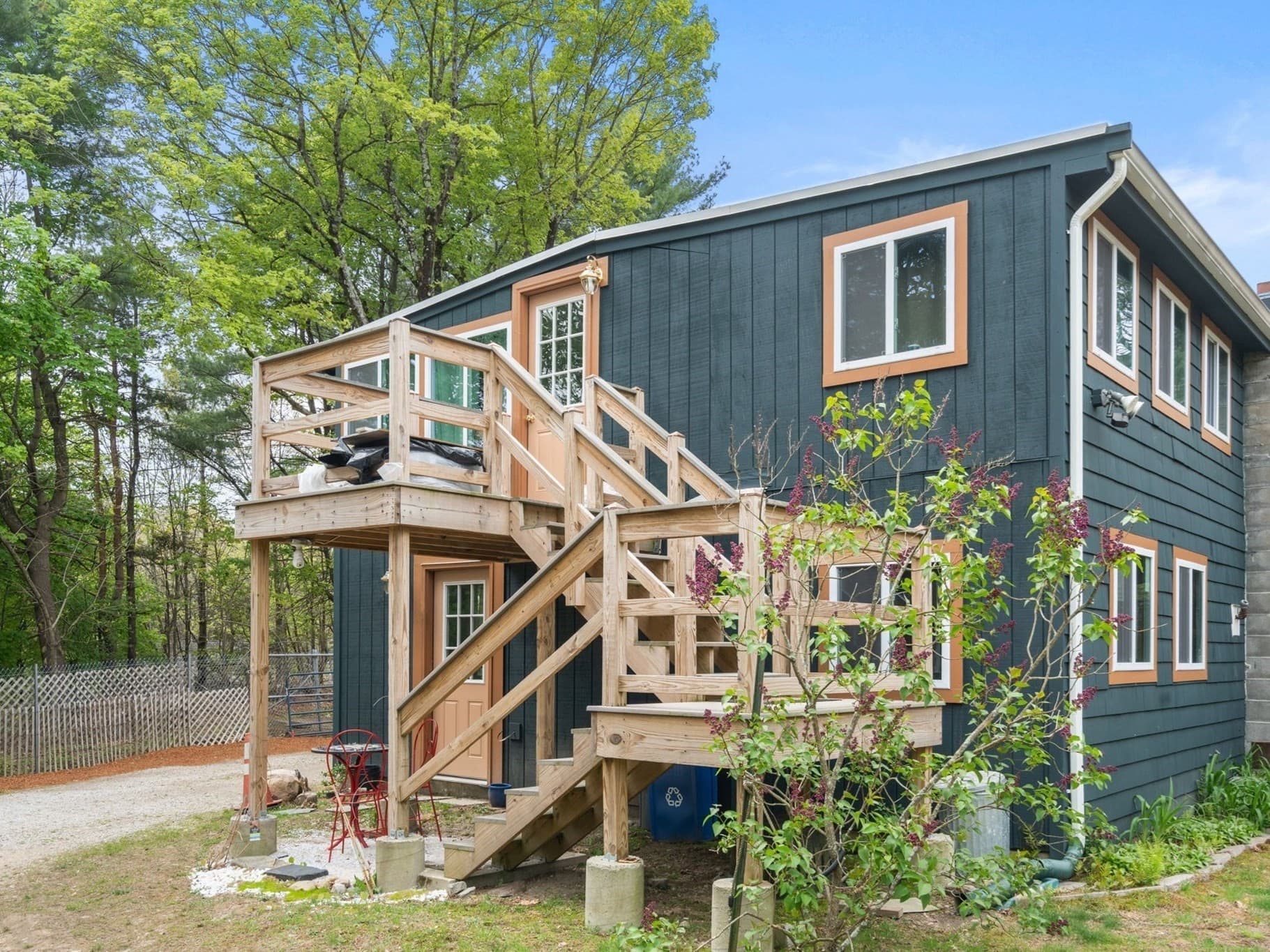 Single Family Residence at 139 Grove St, Mansfield MA 02048, photo 20 of 25