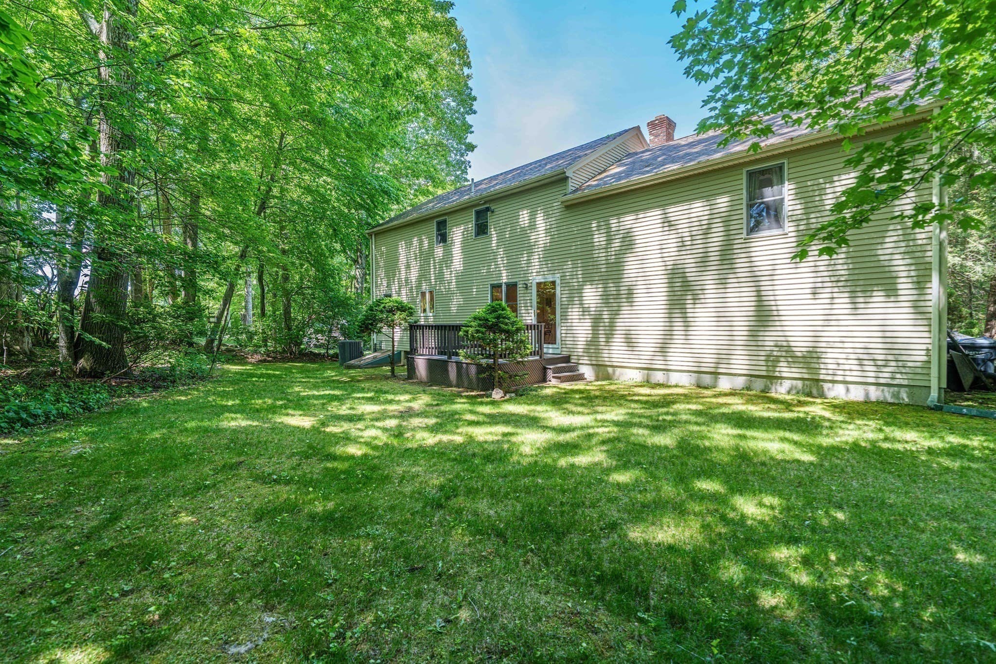 Single Family Residence at 21 Woodridge Rd, Milford MA 01757, photo 20 of 41