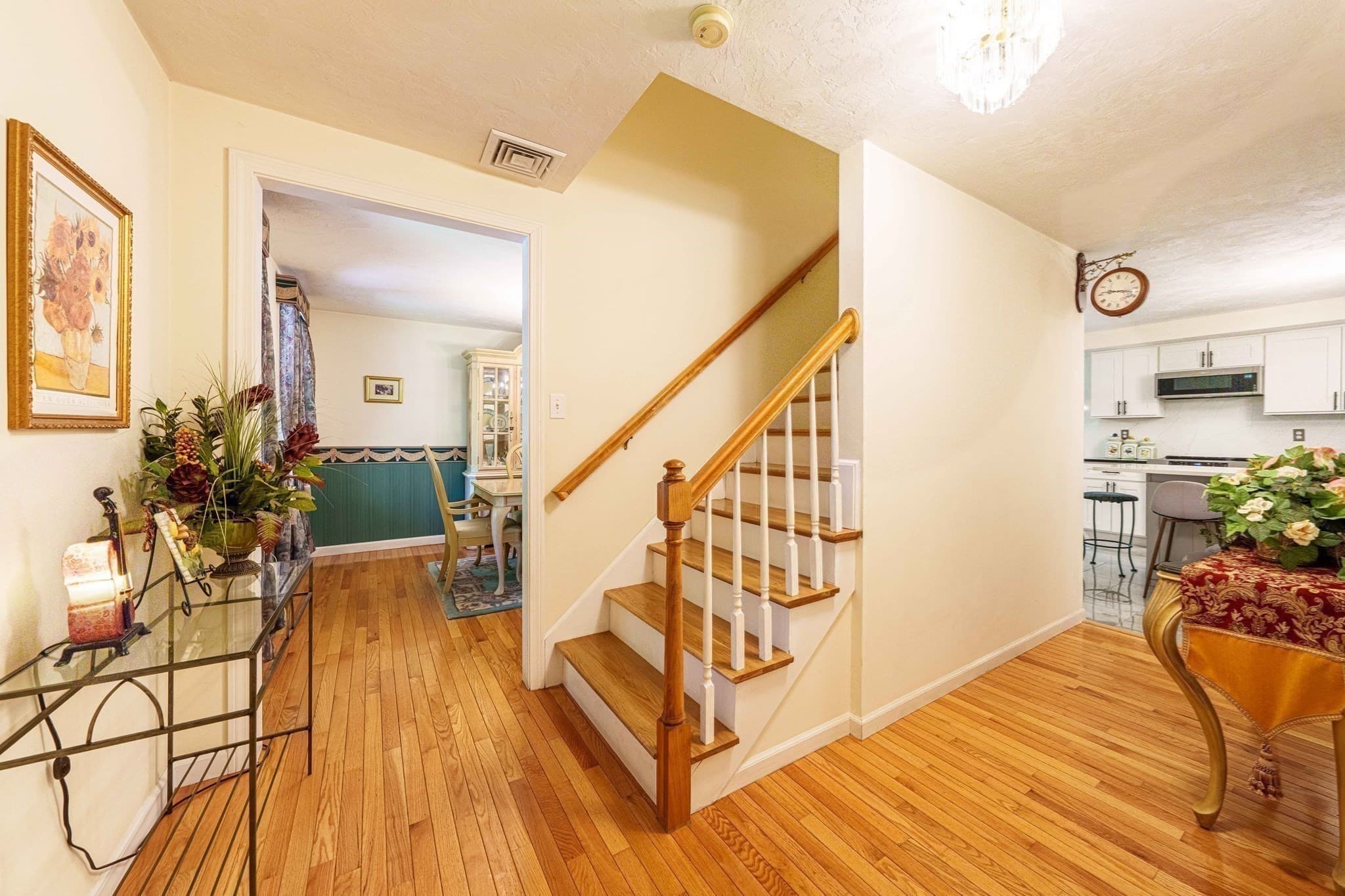 Single Family Residence at 21 Woodridge Rd, Milford MA 01757, photo 11 of 41