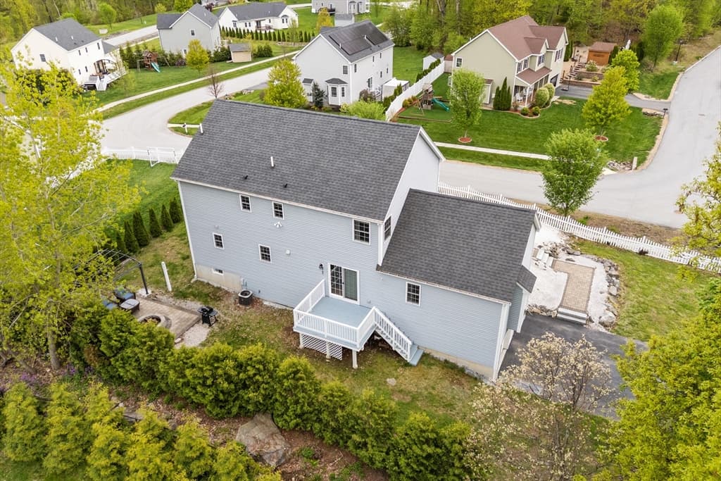 Single Family Residence at 3 Moore Drive, Millbury MA 01527, Millbury, photo 33 of 37