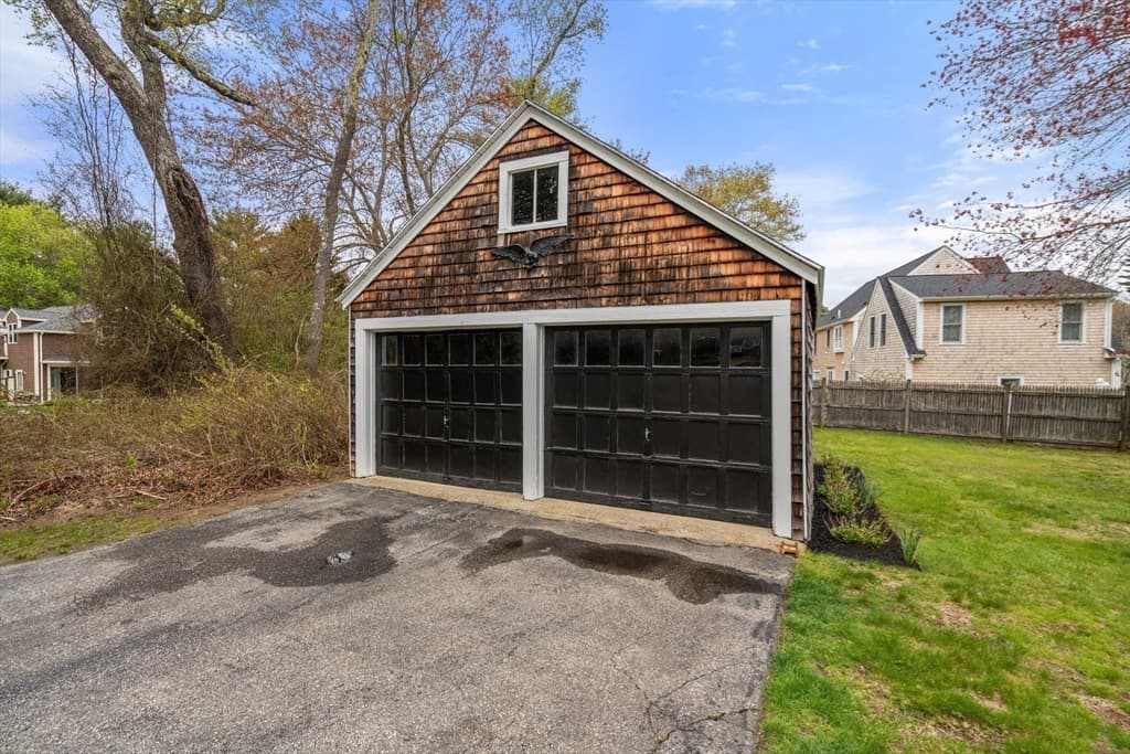 Single Family Residence at 180 Plain St, Marshfield MA 02050, photo 22 of 35