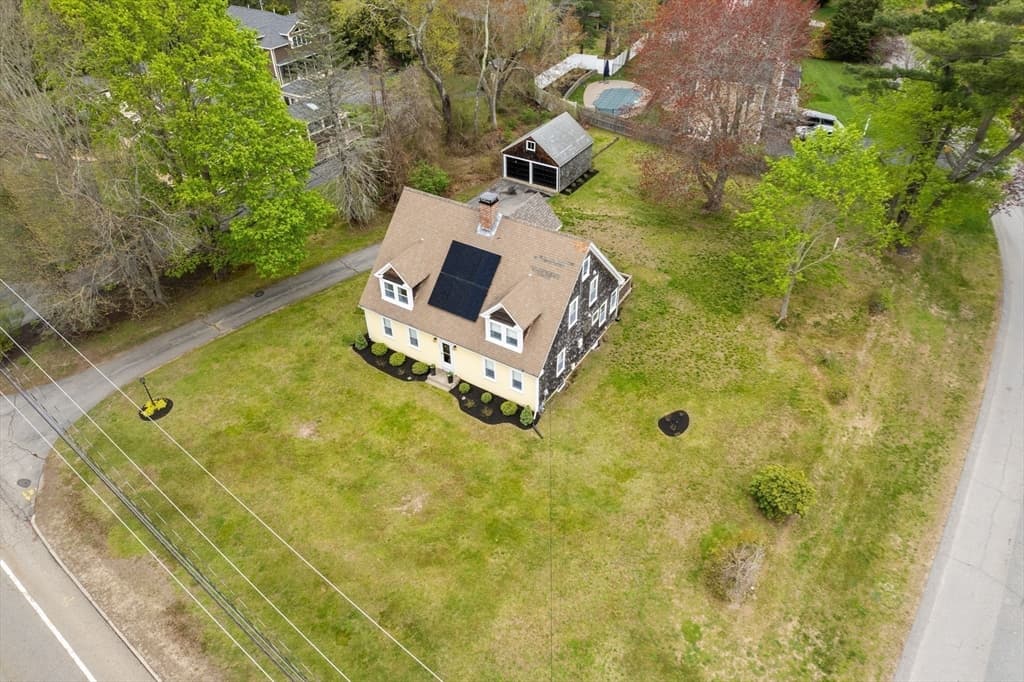 Single Family Residence at 180 Plain St, Marshfield MA 02050, photo 19 of 35