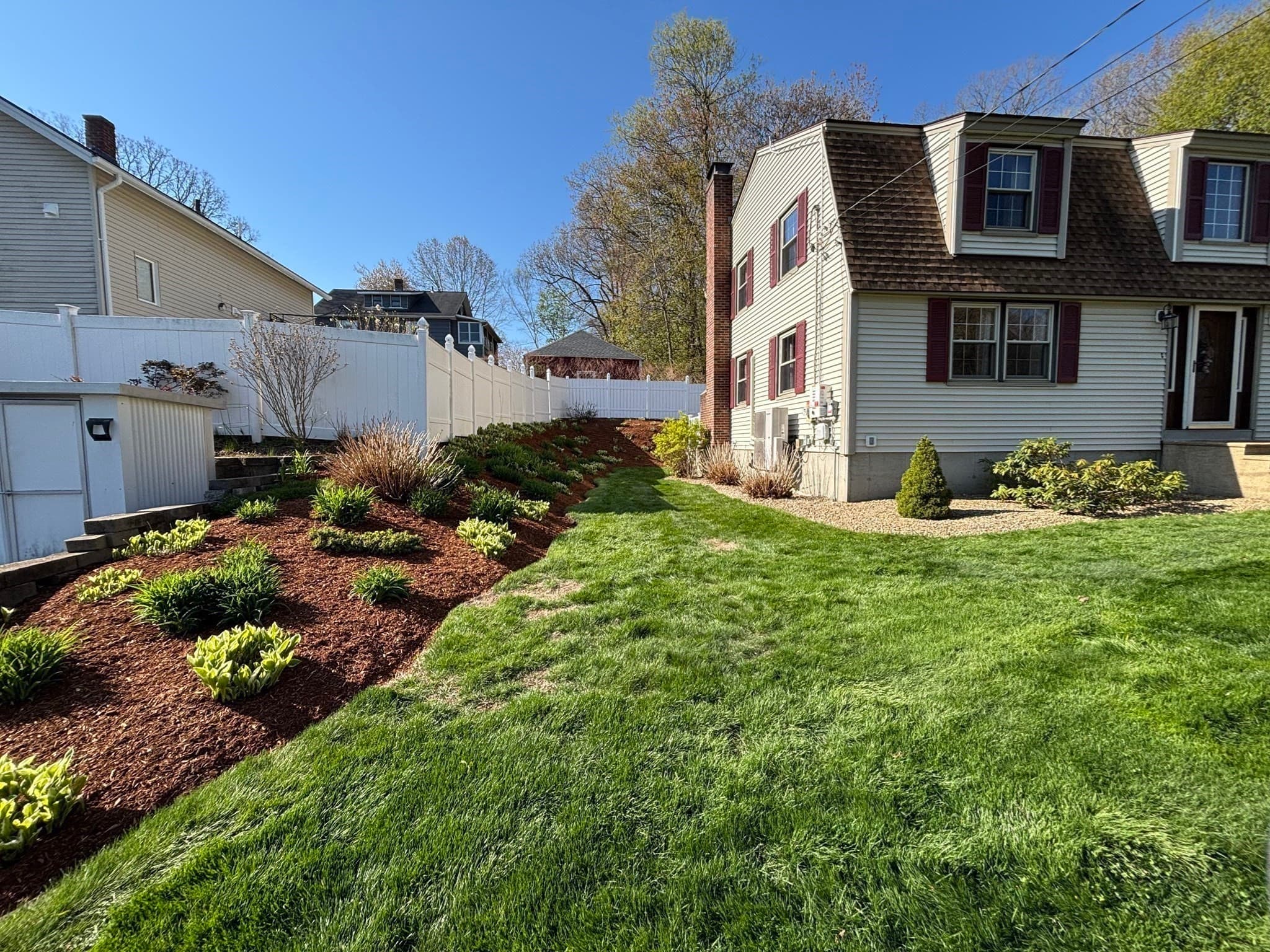 Single Family Residence at 111 Seneca St, Fitchburg MA 01420, photo 3 of 42