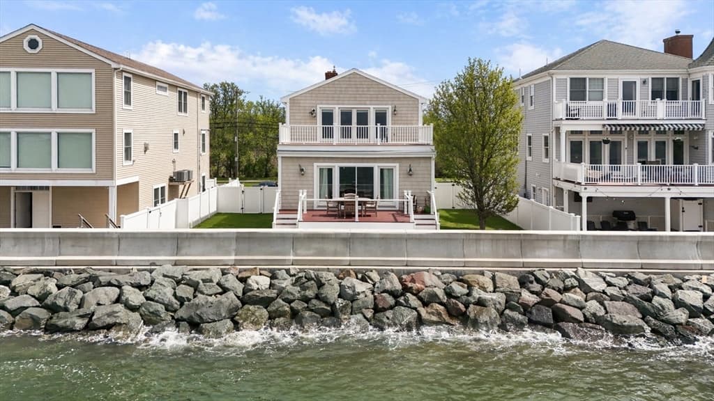 Single Family Residence at 706 Sea St, Quincy MA 02169, photo 17 of 20
