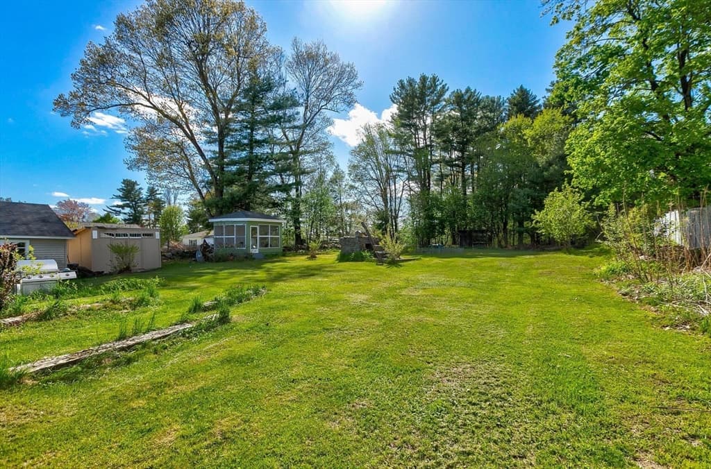 Single Family Residence at 377 Union St, Leominster MA 01453, photo 27 of 37