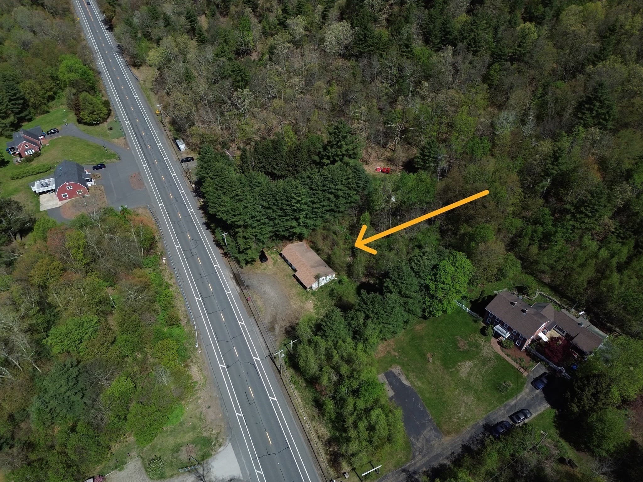 115 Sturbridge Rd, Brimfield MA 01010
