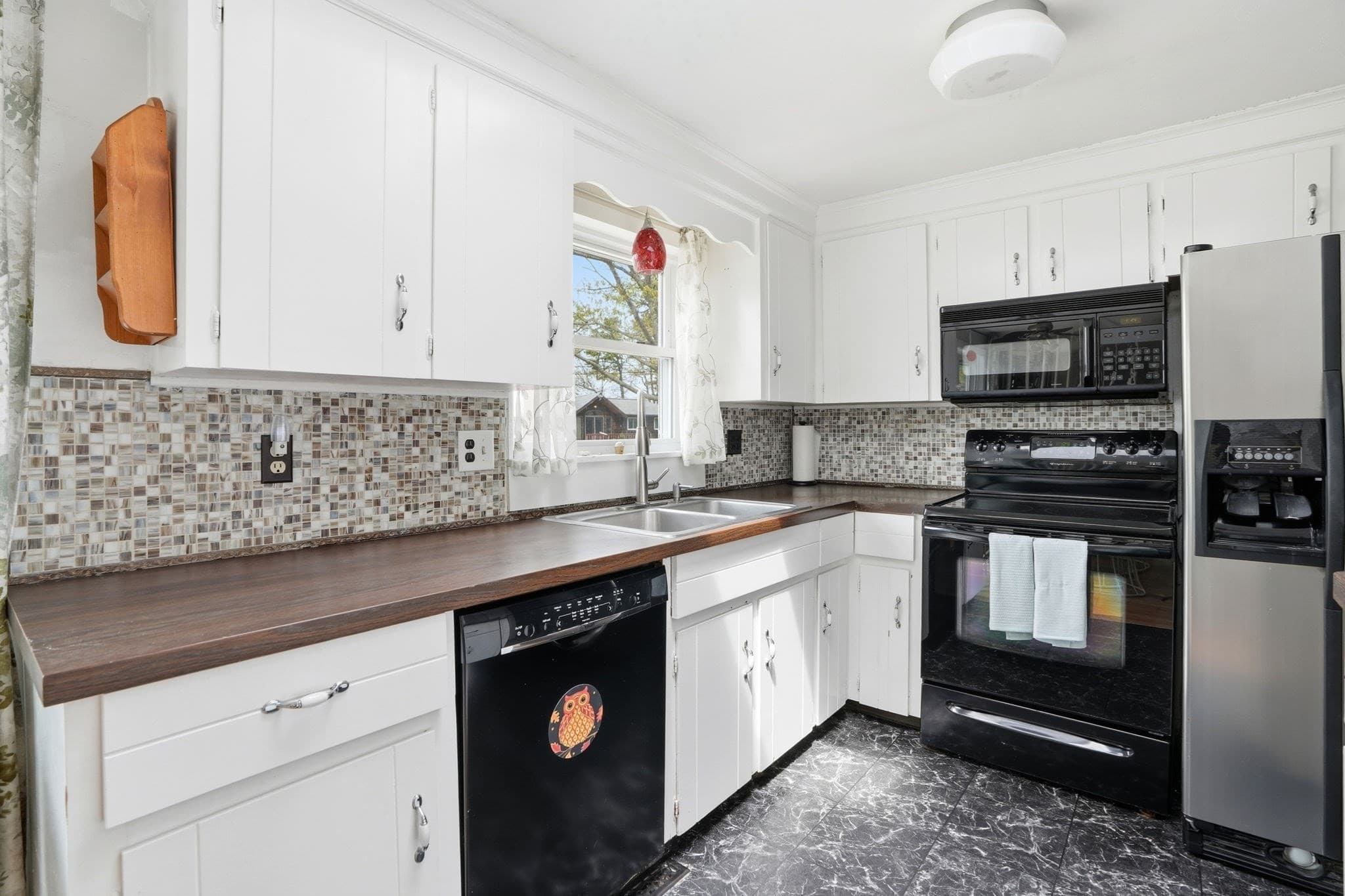 Single Family Residence at 94 Edgewater Drive, Wareham MA 02571, Wareham, photo 18 of 37