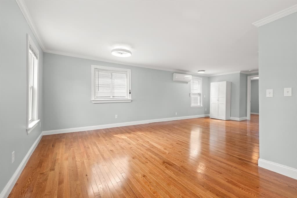 141 Prospect St, Gloucester MA 01930 photo 6