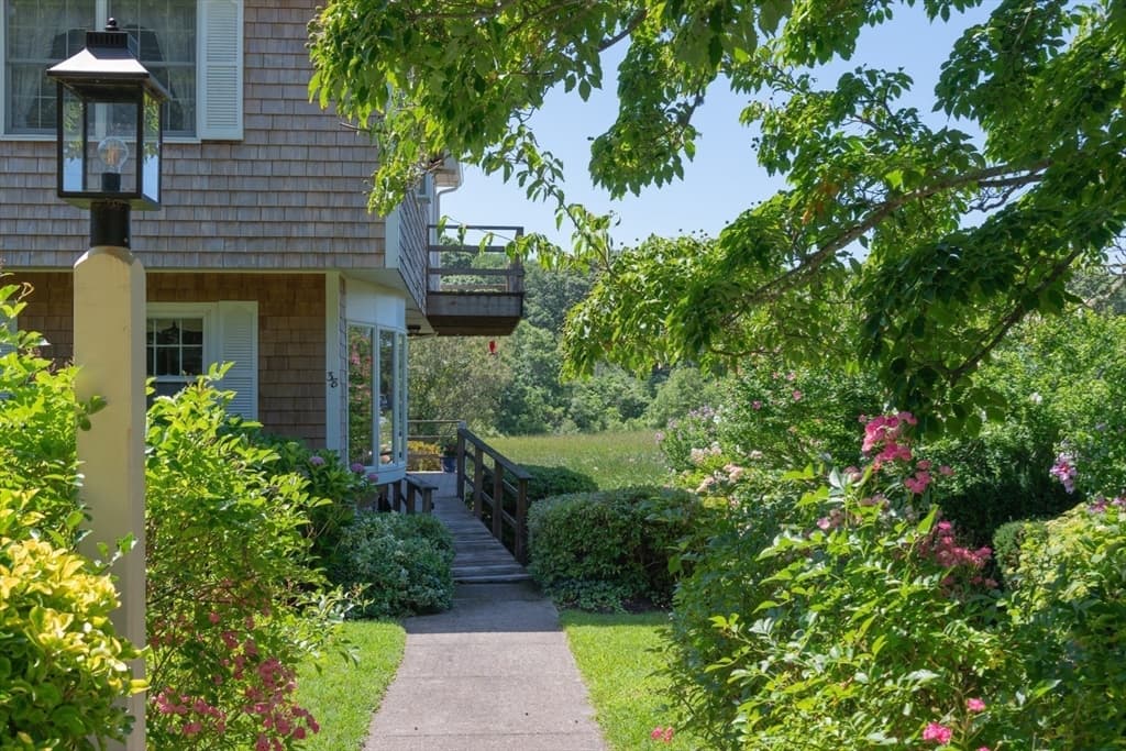 38 Nemasket Rd, Falmouth MA 02540 photo 3